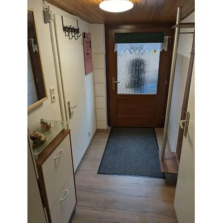 Huus Meta Modern Retreat